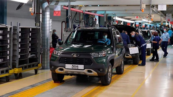 Китайские концерны заинтересовались покупкой доли Renault в АвтоВАЗе
