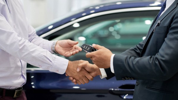 Продажи подержанных машин в РФ упадут только на 20% по итогам 2022 года