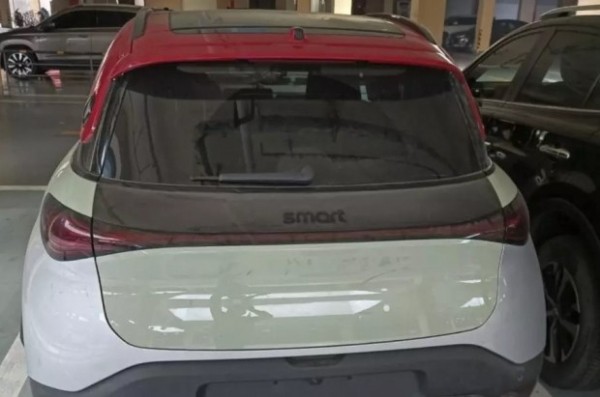 У електрокросовера Smart з*явиться 400-сильна версія від Brabus