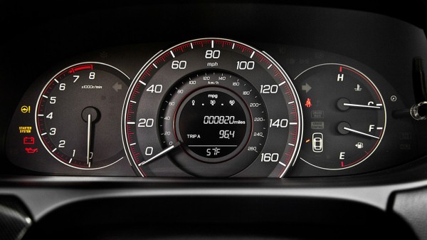 Чем опасна езда на низких оборотах двигателя