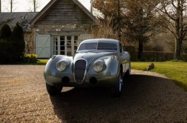 У Великій Британії зробили рестомод на базі Jaguar XK