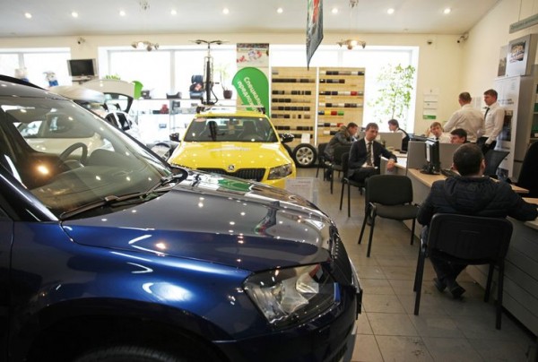 Бесценные автомобили: почему в России очень скоро подешевеют новые машины