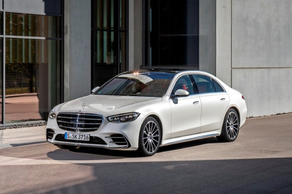 Будущие модели Mercedes будут сканировать вены водителя, чтобы завести машину