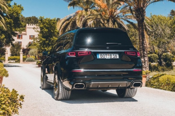 Brabus зробив 900-сильний Mercedes-Maybach GLS