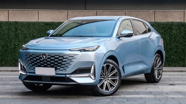 Changan пришлось перенести старт продаж кроссовера Changan Uni-K в РФ из-за проблем с логистикой