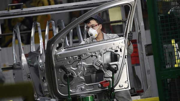 Эксперты рассказали о простоях на автозаводах из-за нехватки комплектующих
 Эксперты рассказали о простоях на автозаводах из-за нехватки комплектующих