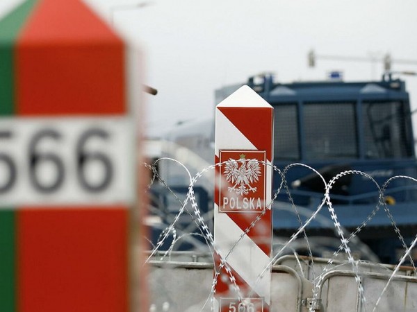 МИД РФ вступился за дальнобойщиков, блокированных на польской границе