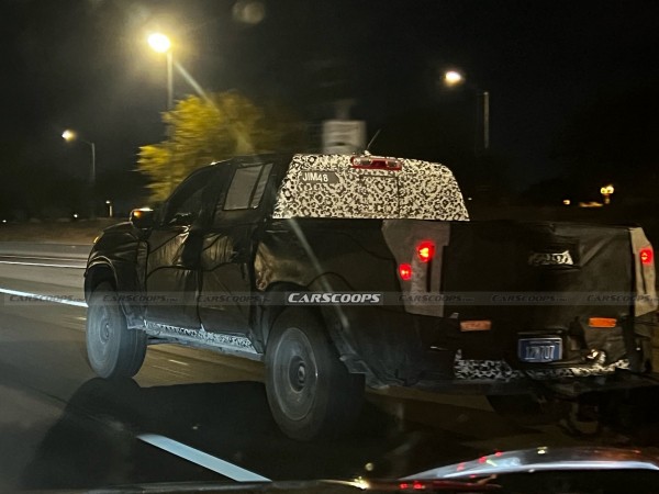 Пикап GMC Canyon 2023 показали на шпионских фото перед дебютом в конце этого года 