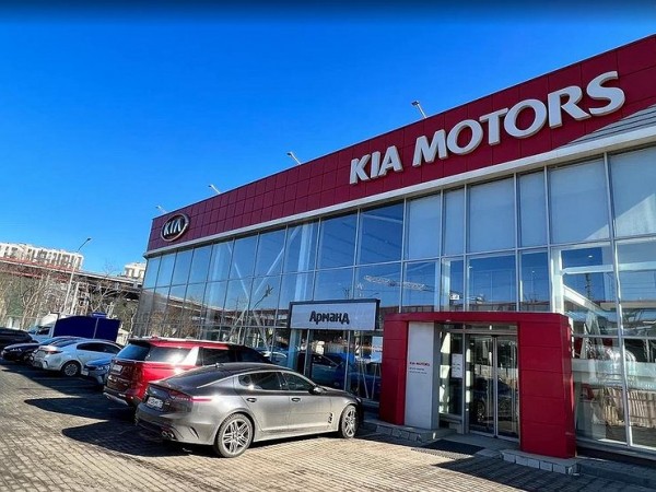 Секреты иномарки: плюсы и минусы покупки машины за границей в кризис