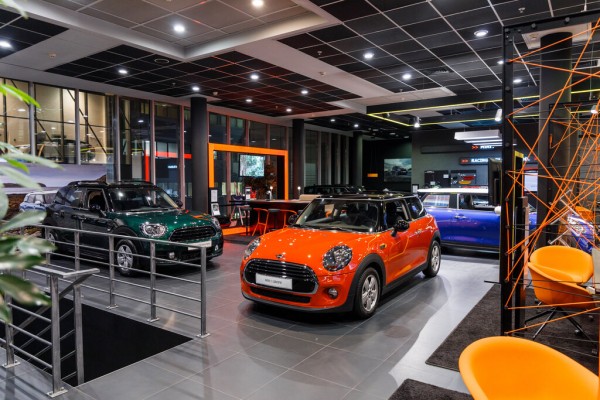 В России от миллиона рублей резко выросли в цене иномарки Mini в апреле 2022 года