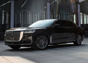 Вместо &laquo;мерсов&raquo;: на каких &laquo;Хунцы&raquo; будут ездить российские чиновники