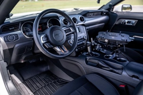 Тюнери підготували для поліції спеціальний Ford Mustang Тюнери підготували для поліції спеціальний Ford Mustang
