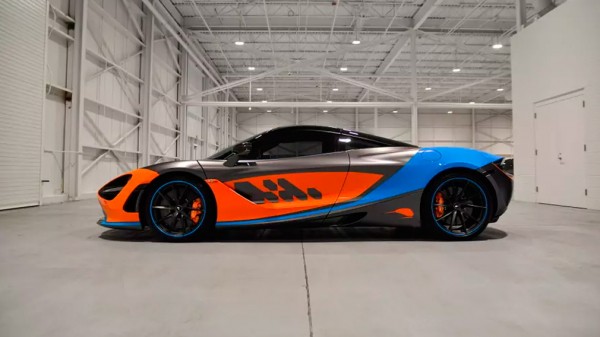 Компания McLaren подготовила особый 720S посвященный гонке Формула-1 в Майами