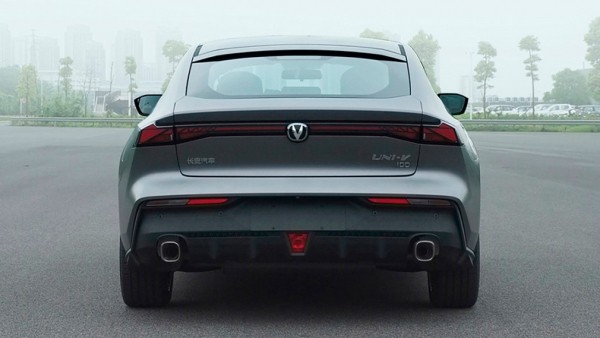 Changan выпустит гибридный лифтбек Uni-V с расходом 1,6 литра на 100 километров