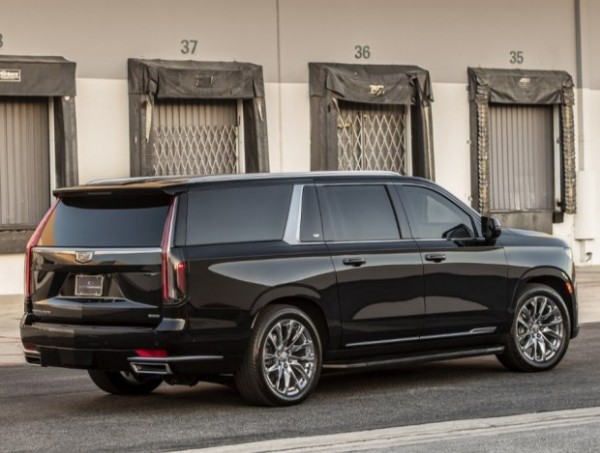 AddArmor перетворив Cadillac Escalade на броньований офіс на колесах