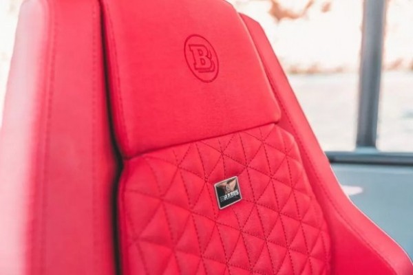 Нова модель від Brabus з двома моторами та ліжком