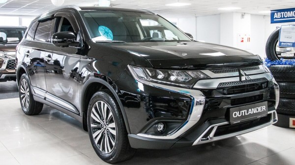 В РФ в первой половине мая 2022 года цены на автомобили выросли у четырёх брендов