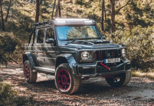 Brabus представив 900-сильний 6-колісний пікап