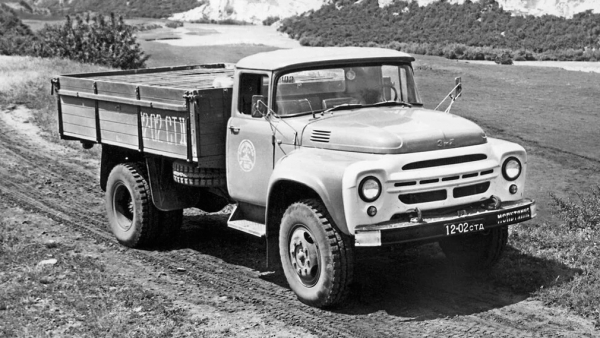 ТОП-3 советских автомобилей-трудяг