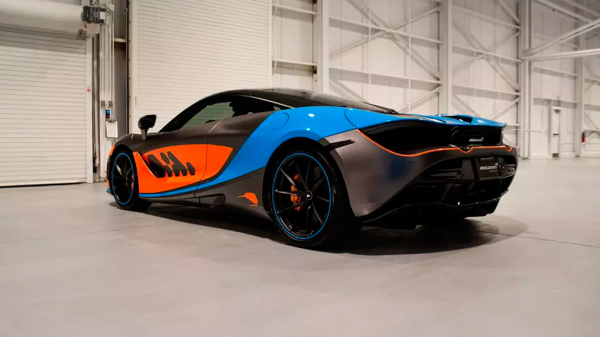 Компания McLaren подготовила особый 720S посвященный гонке Формула-1 в Майами