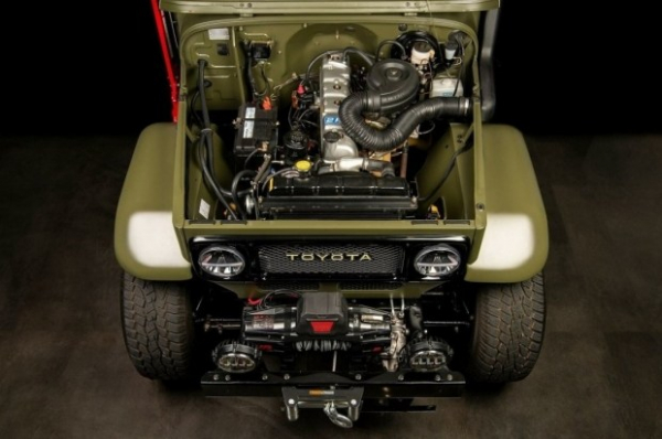 Унікальний рестомод позашляховика Toyota Land Cruiser