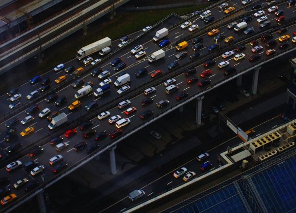 На автомате: чего не хватает беспилотным автомобилям в России