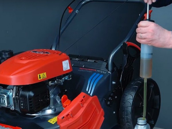 Почему для садовой мототехники нужны особые масла