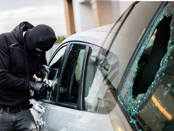 Подзабытый, но действенный способ защитить машину от резко активизировавшихся угонщиков