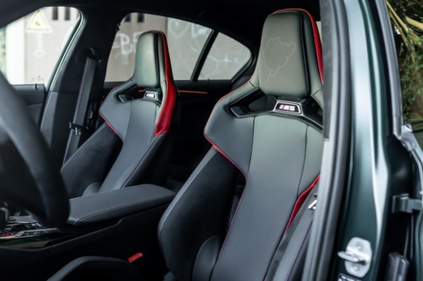 Тюнінг-ательє Manhart Manhart круто доопрацювало BMW M5 CS