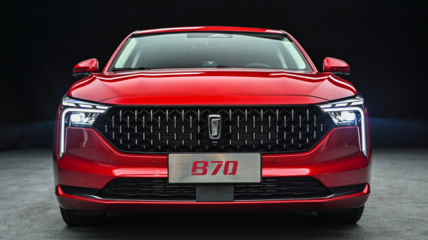 В РФ продают новые лифтбек и кросс-купе от китайской марки FAW В РФ продают новые лифтбек и кросс-купе от китайской марки FAW