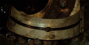 Антифриз или тосол в масле: что будет с двигателем