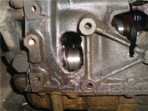 Что значит &laquo;кулак дружбы&raquo; в двигателе