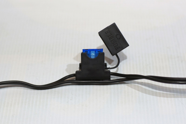 Рок-н-ролл жив! Ретро-стиль в современных авто-гаджетах