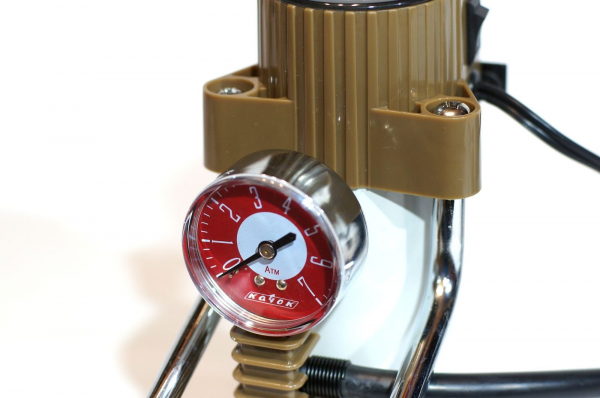 Рок-н-ролл жив! Ретро-стиль в современных авто-гаджетах