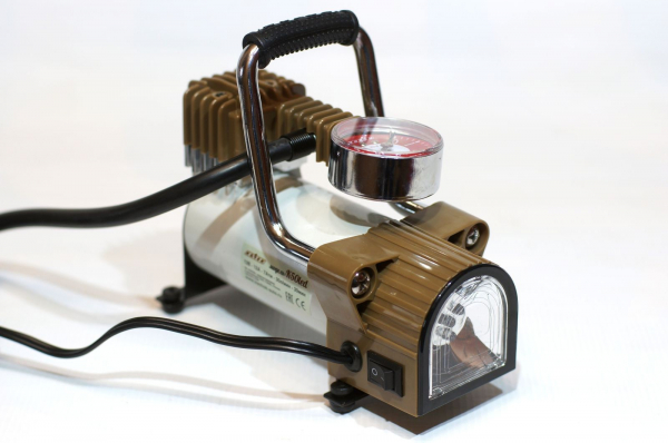 Рок-н-ролл жив! Ретро-стиль в современных авто-гаджетах