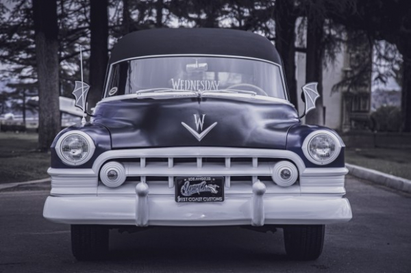 У США побудували ексклюзивне авто для серіалу «Венздей» У США побудували ексклюзивне авто для серіалу «Венздей»