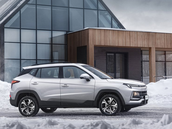 3 «живых» полноприводных премиум-кроссовера по цене нового «Москвича» 3 «живых» полноприводных премиум-кроссовера по цене нового «Москвича»