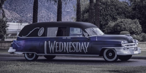 У США побудували ексклюзивне авто для серіалу «Венздей» У США побудували ексклюзивне авто для серіалу «Венздей»