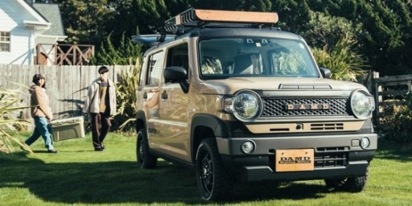Компактний Suzuki перетворили в мініатюрну копію культового Toyota Land Cruiser Компактний Suzuki перетворили в мініатюрну копію культового Toyota Land Cruiser