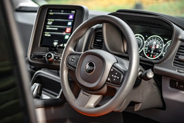 Лондонське таксі перетворили на розкішний &laquo;лімузин&raquo;