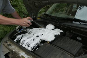 Что такое мойка двигателя без воды и особенности сухой мойки