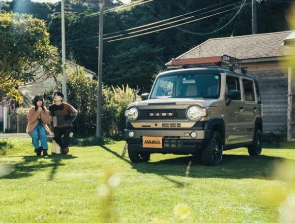 Компактний Suzuki перетворили в мініатюрну копію культового Toyota Land Cruiser Компактний Suzuki перетворили в мініатюрну копію культового Toyota Land Cruiser