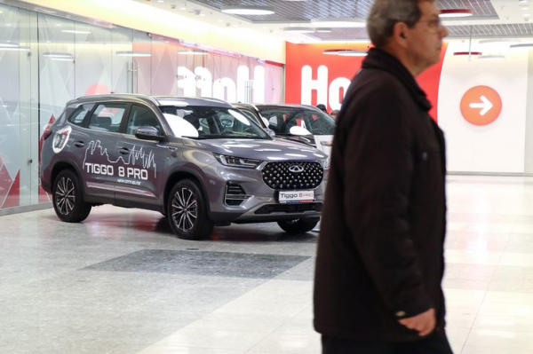 Гонки по вертикали: как китайский вопрос убивает российский автопром