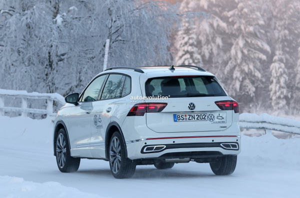 Компания Volkswagen тестирует новый Volkswagen Tiguan 2024 в зимних условиях
