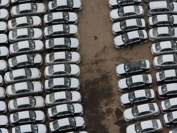 Конструктивная гибель: как перекупщики на глаз определяют машины после серьезных ДТП