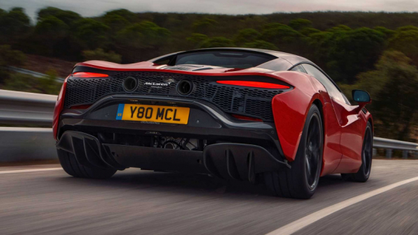 McLaren ищет финансирования и распродает свои исторические модели