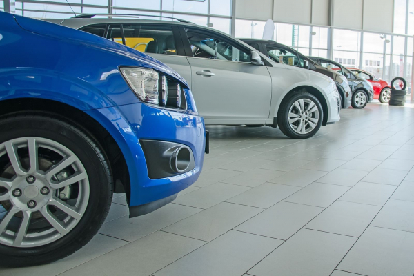 Не только параллельный импорт: почему и как дилеры включаются в борьбу за вторичный рынок