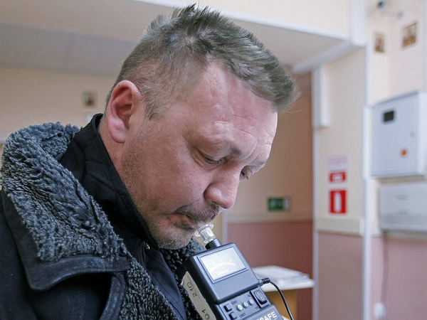 После каких продуктов питания от водителя пахнет перегаром После каких продуктов питания от водителя пахнет перегаром