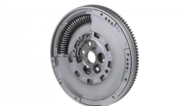 Сцепление автомобиля — разновидности, принцип работы, неисправности и их признаки Сцепление автомобиля — разновидности, принцип работы, неисправности и их признаки