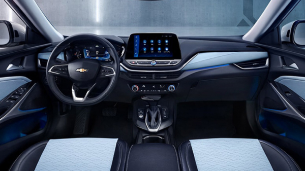 В России начались продажи электрических универсалов Chevrolet Menlo без пробега за 2,9 млн рублей